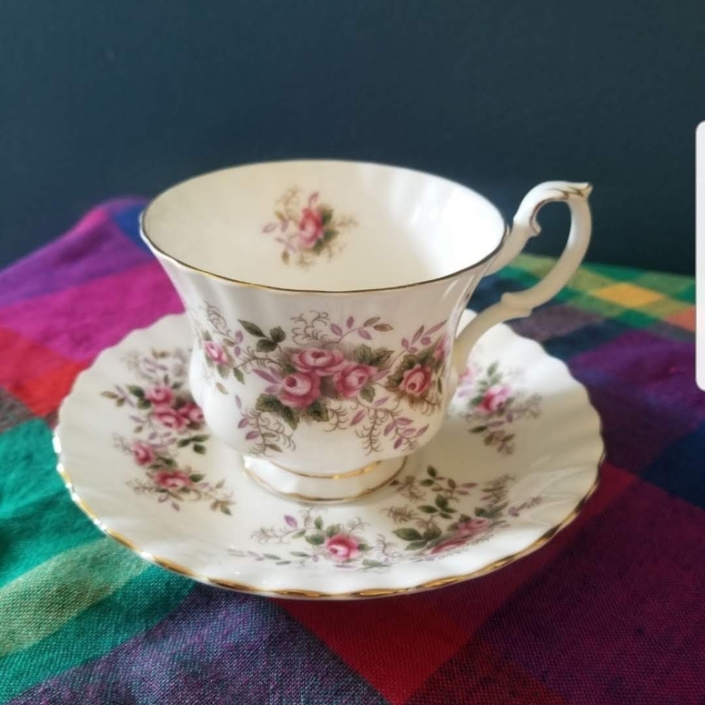 Royal Albert teacup and saucer